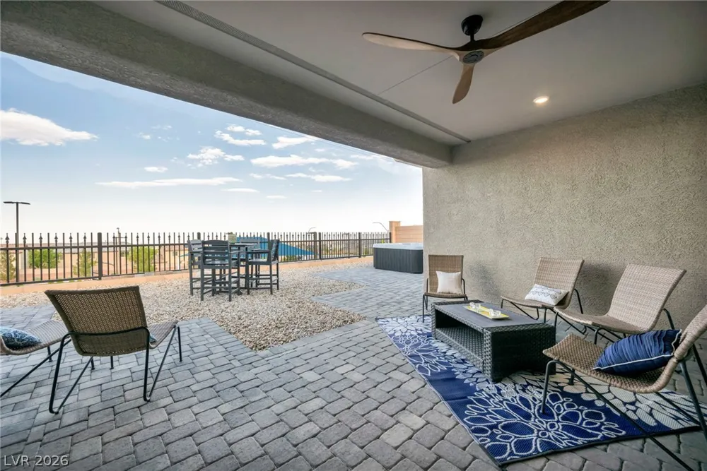 6424 Belgrossa Bend Street Las Vegas, NV 89166