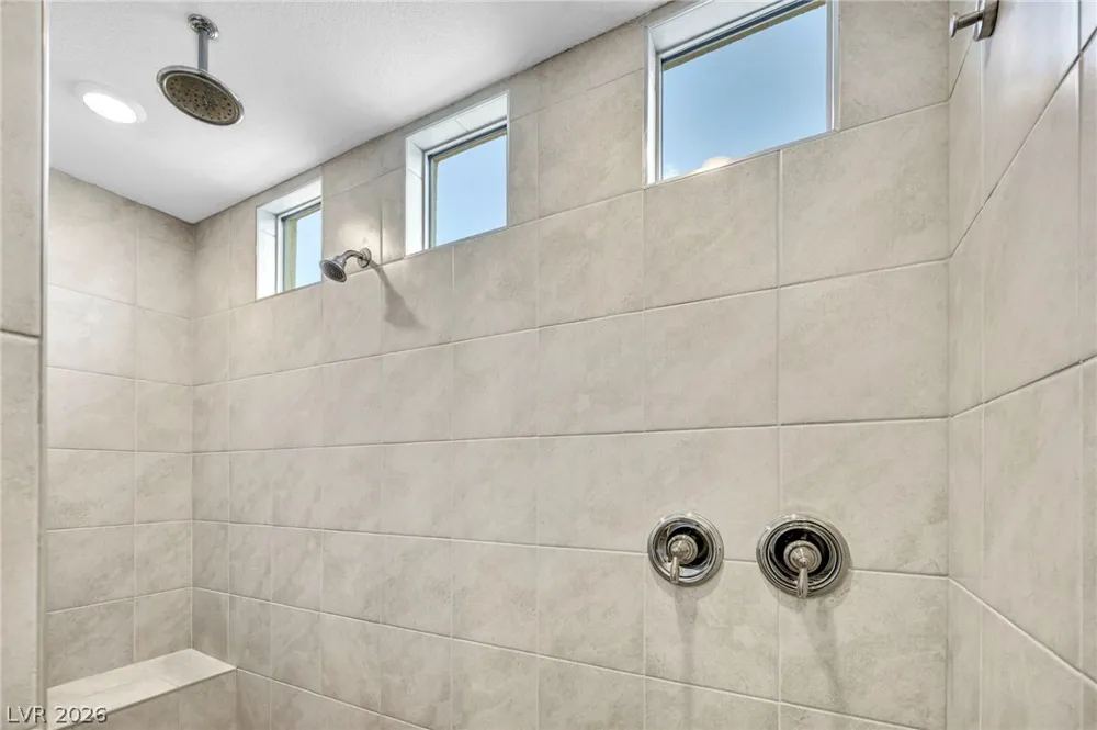6424 Belgrossa Bend Street Las Vegas, NV 89166