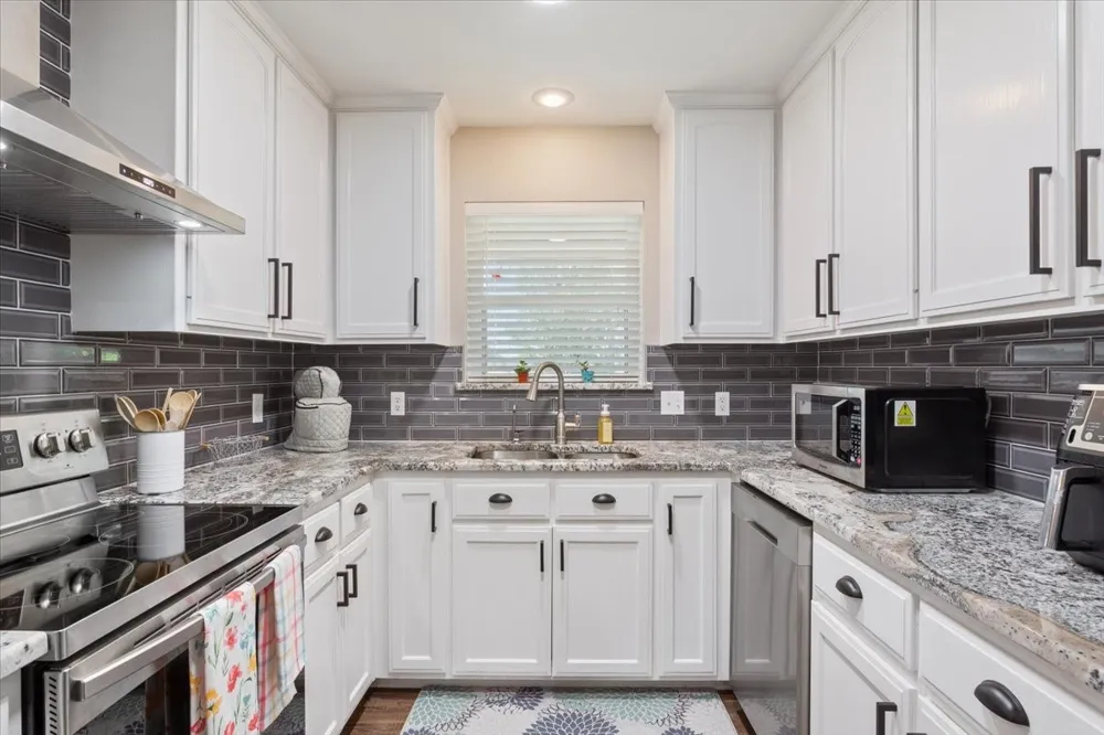 354 Bluebonnett Lane Lorena, TX 76655