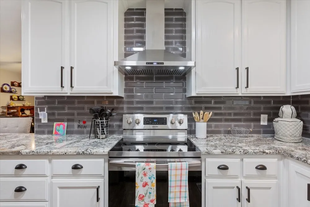 354 Bluebonnett Lane Lorena, TX 76655