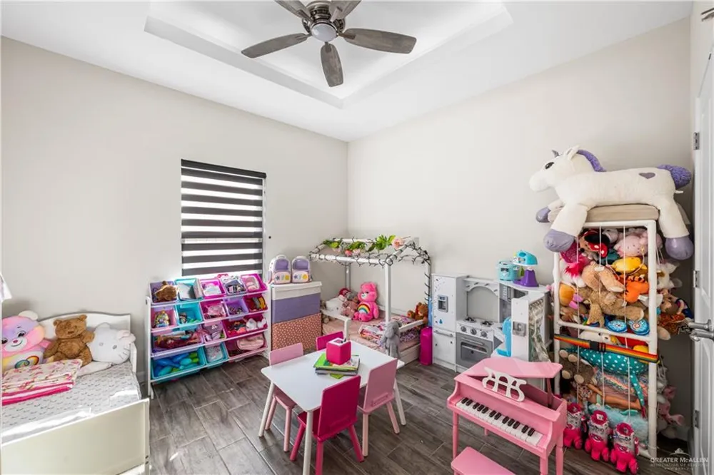 2610 E Bella Vista Avenue Alton, TX 78573