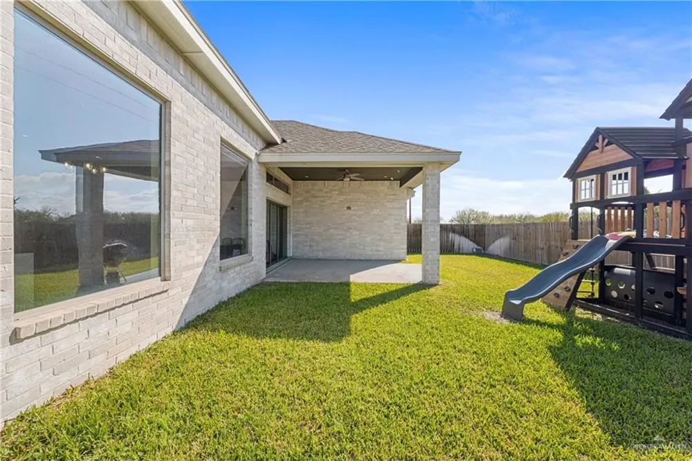 2610 E Bella Vista Avenue Alton, TX 78573