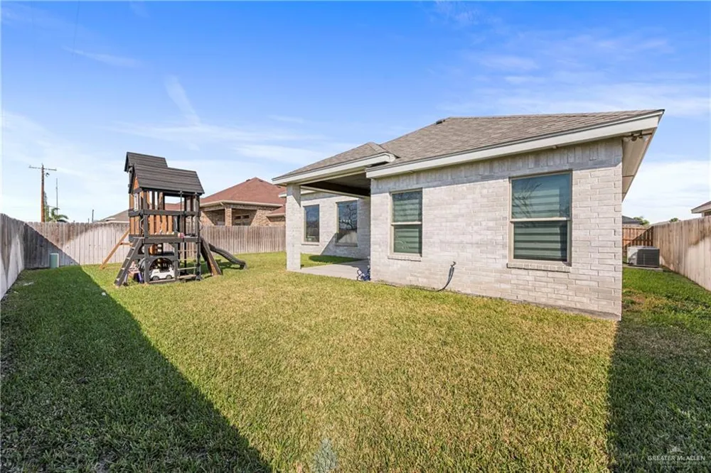 2610 E Bella Vista Avenue Alton, TX 78573