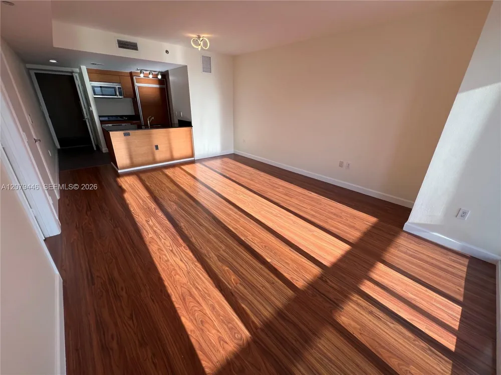 50 Biscayne Blvd #4507 Miami, FL 33132