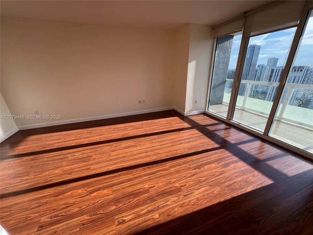 50 Biscayne Blvd #4507 Miami, FL 33132