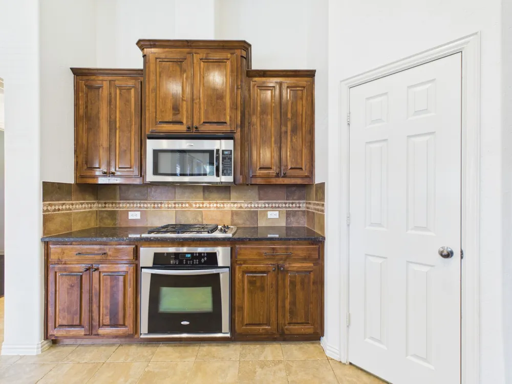 811 Ethan Road Argyle, TX 76226