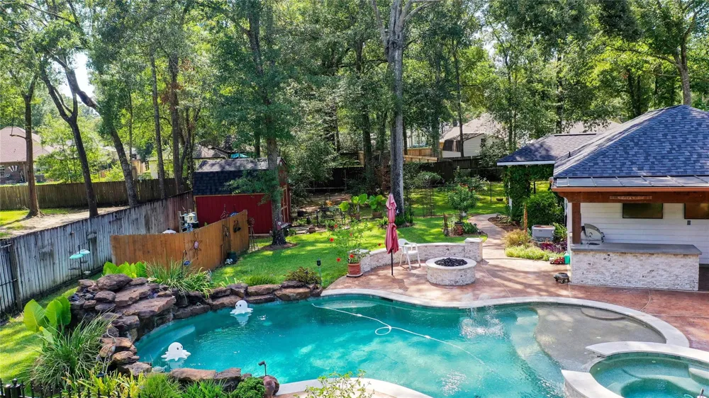 2506 Constantine Street New Caney, TX 77357