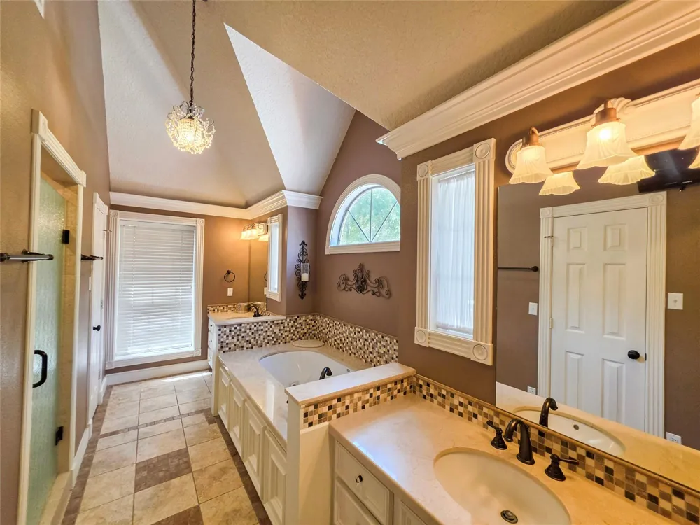 2506 Constantine Street New Caney, TX 77357