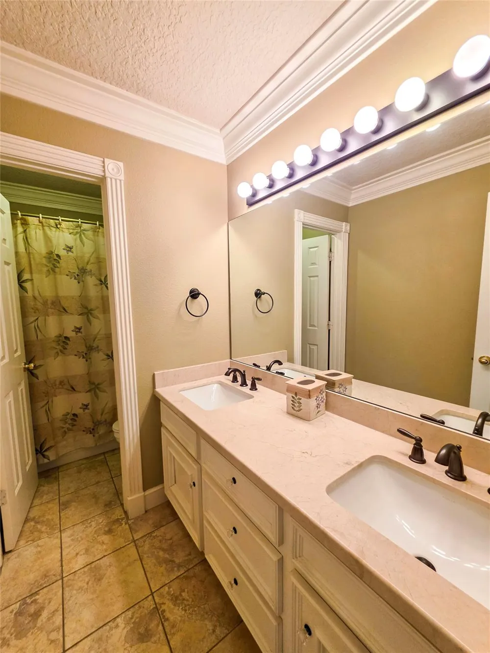 2506 Constantine Street New Caney, TX 77357