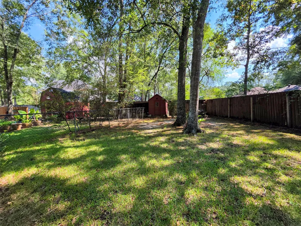 2506 Constantine Street New Caney, TX 77357