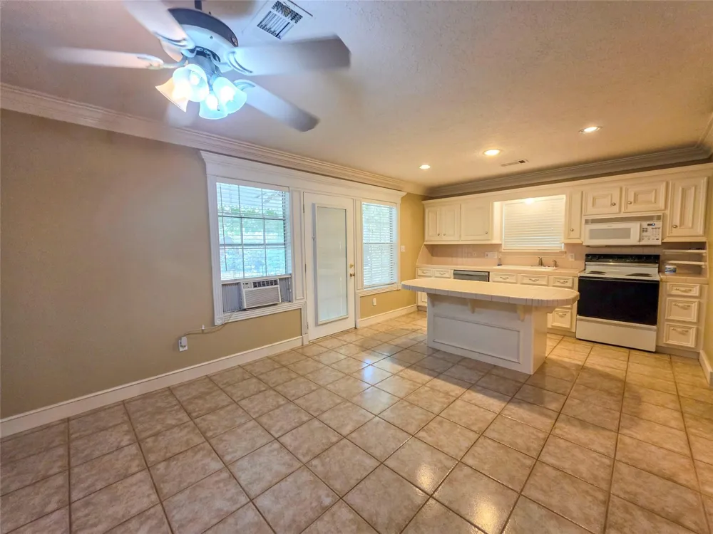 2506 Constantine Street New Caney, TX 77357