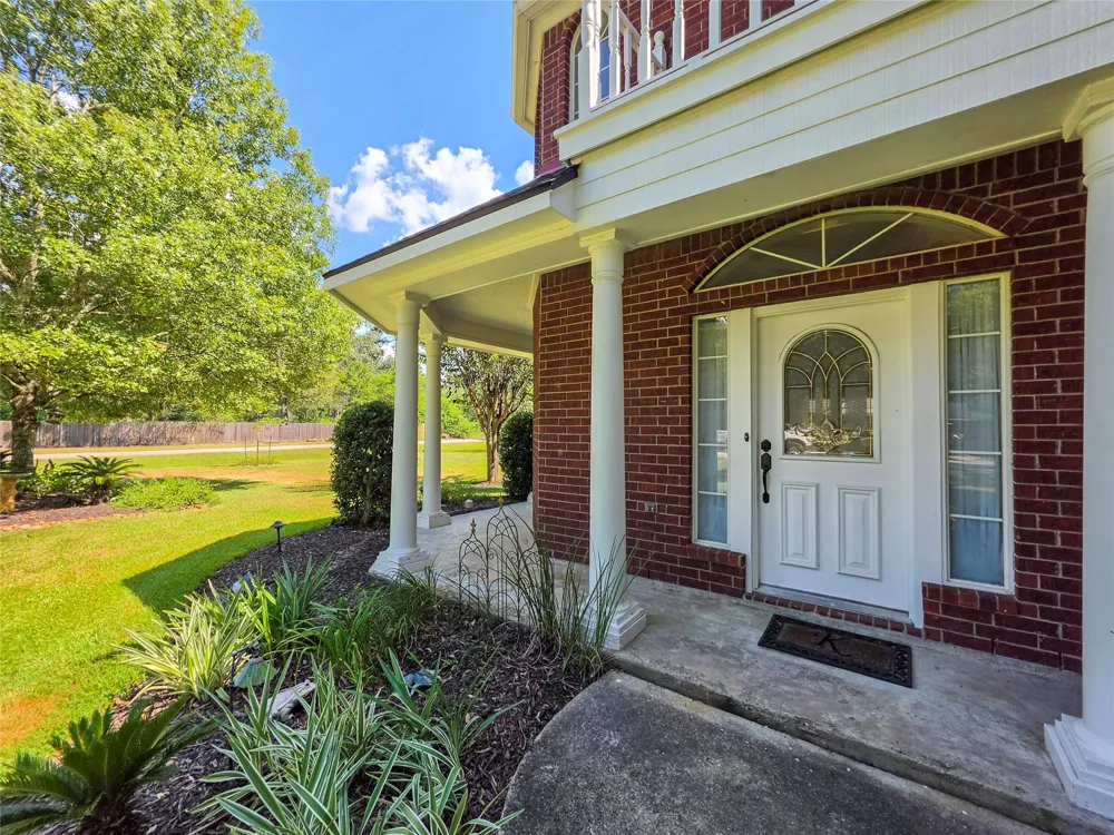 2506 Constantine Street New Caney, TX 77357