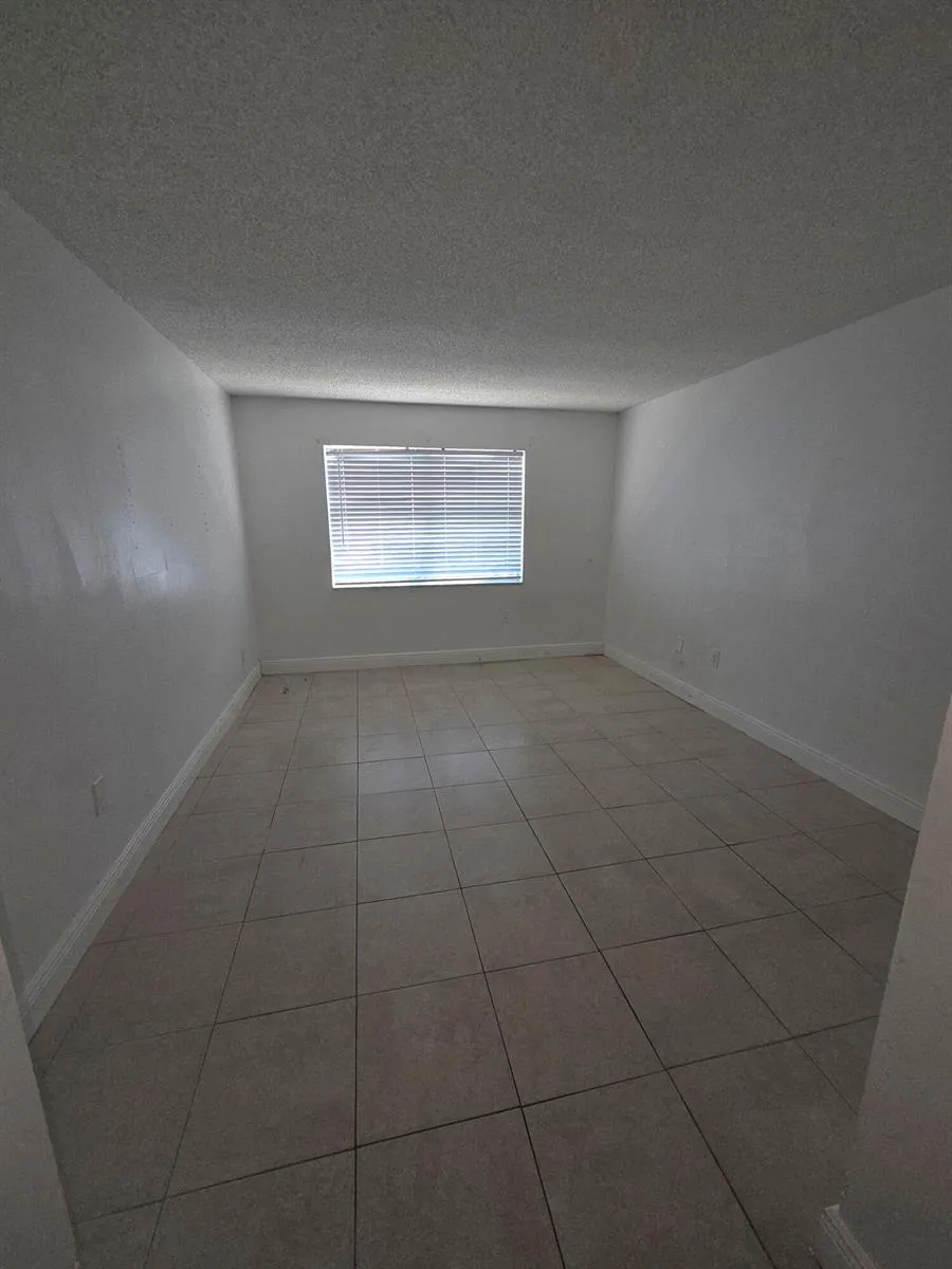 4324 NW 9TH AVENUE #7-1G Deerfield Beach, FL 33064