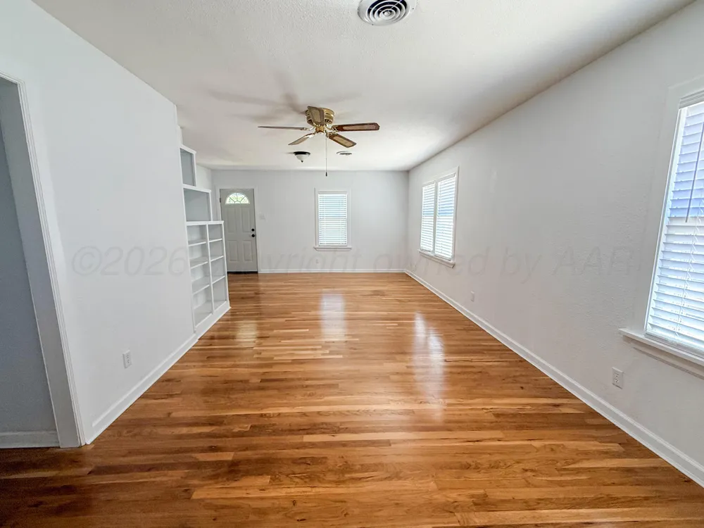 629 SLOAN STREET Pampa, TX 79065