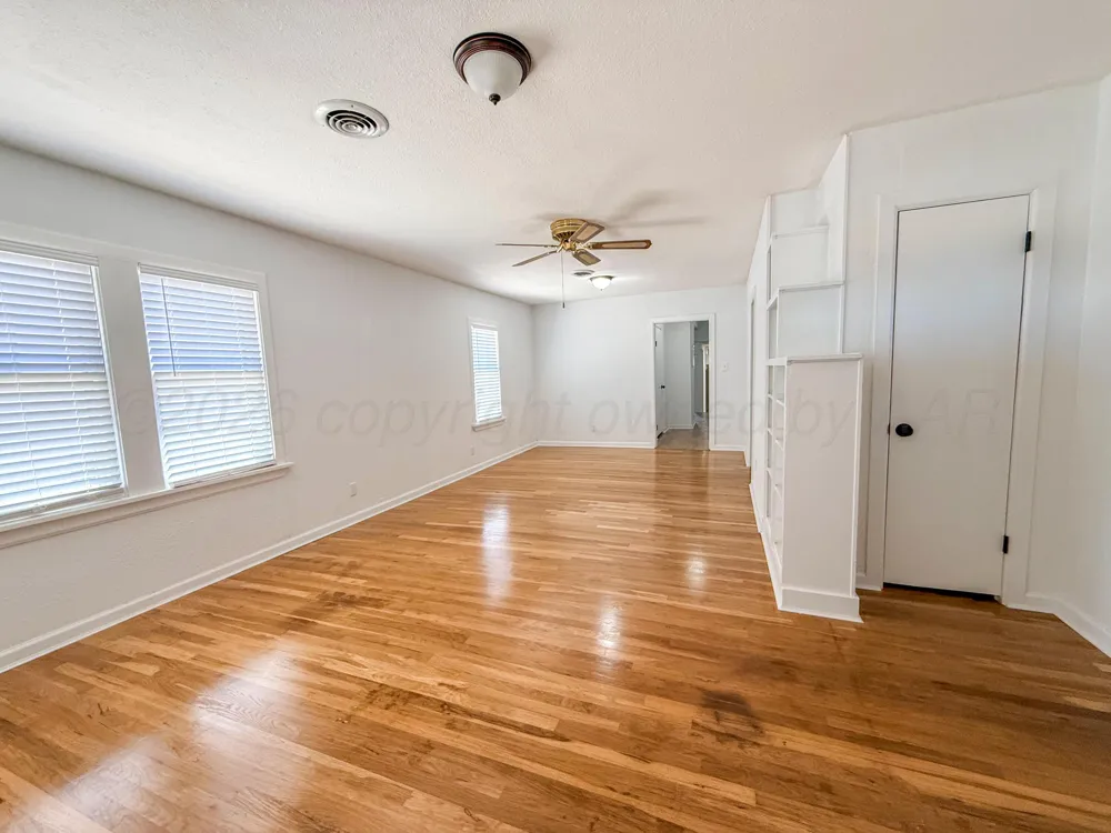 629 SLOAN STREET Pampa, TX 79065