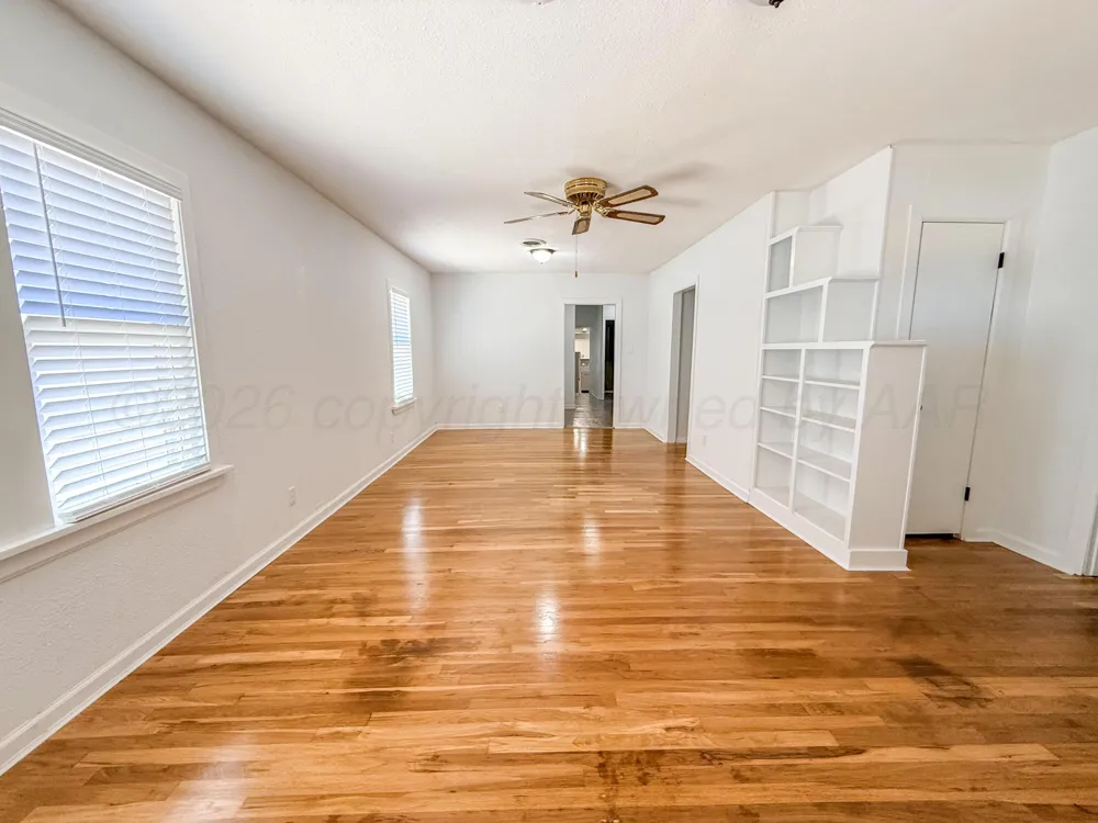 629 SLOAN STREET Pampa, TX 79065