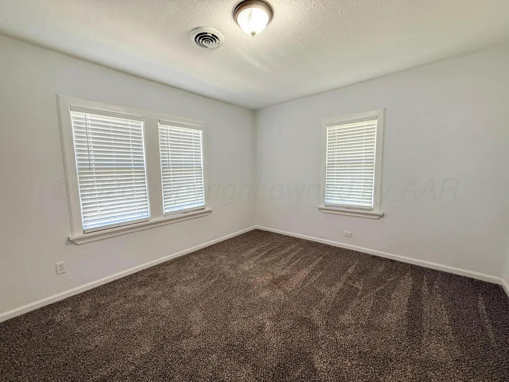629 SLOAN STREET Pampa, TX 79065