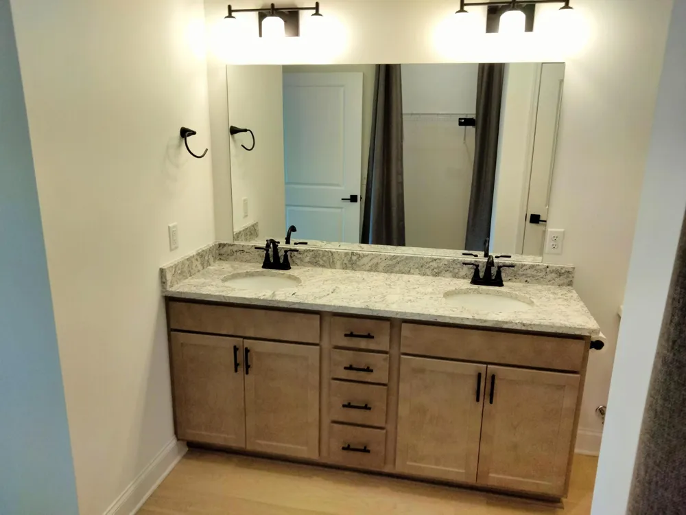 8844 James Creek Drive Ooltewah, TN 37363