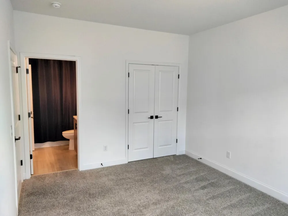 8844 James Creek Drive Ooltewah, TN 37363