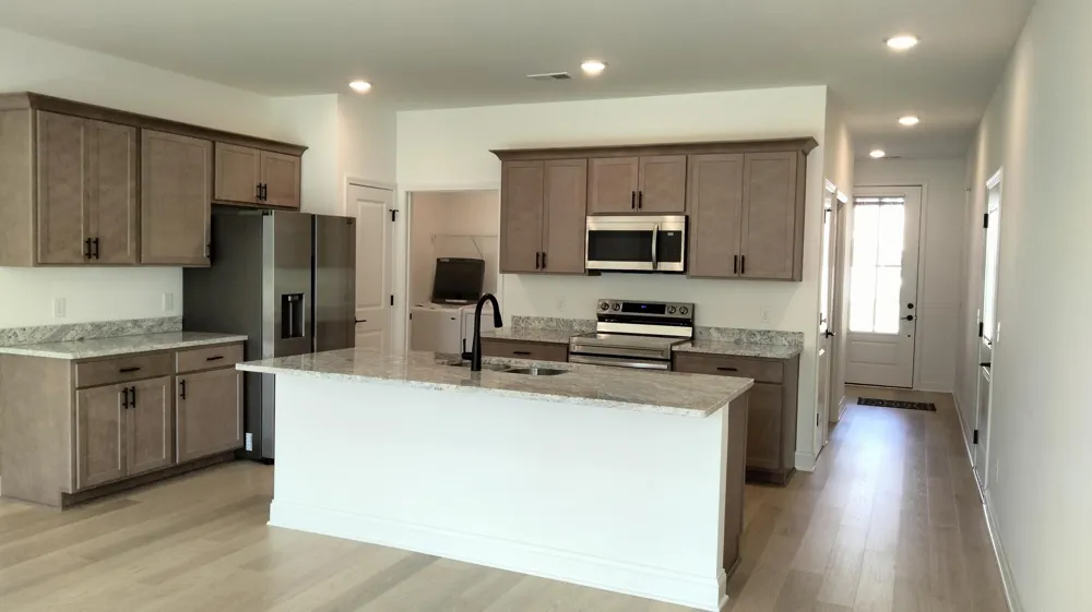 8844 James Creek Drive Ooltewah, TN 37363