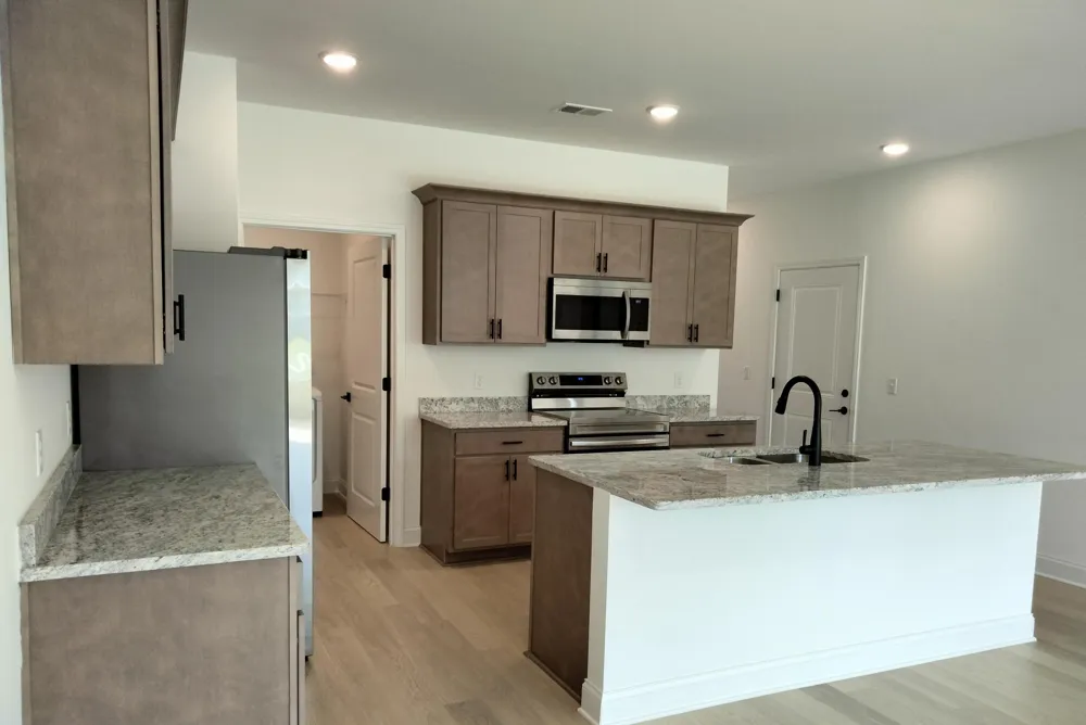 8844 James Creek Drive Ooltewah, TN 37363