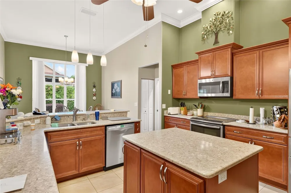 11182 SW 71ST CT ocala, FL 34476