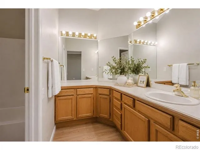 2909 W Long Circle #E Littleton, CO 80120