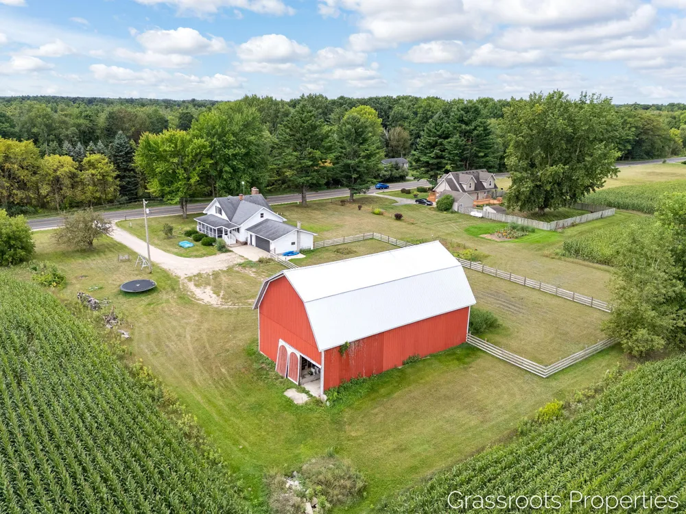 6196 W Sidney Road Sidney, MI 48885