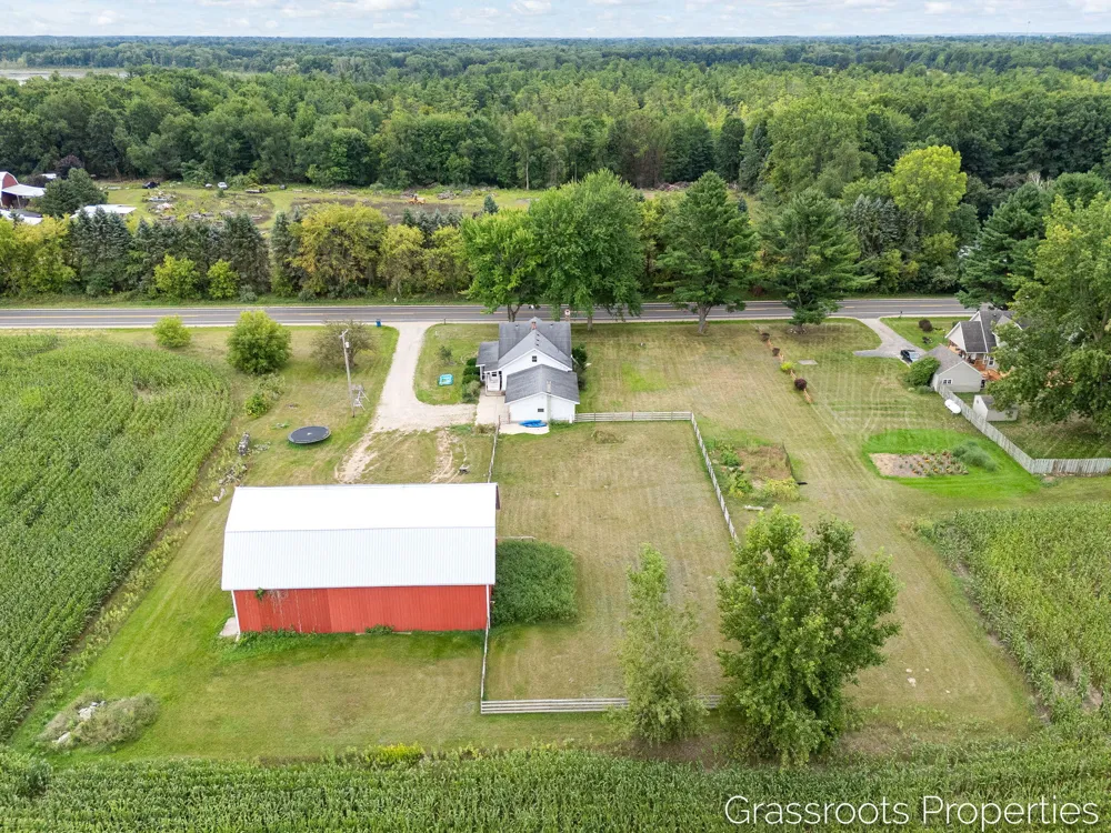 6196 W Sidney Road Sidney, MI 48885