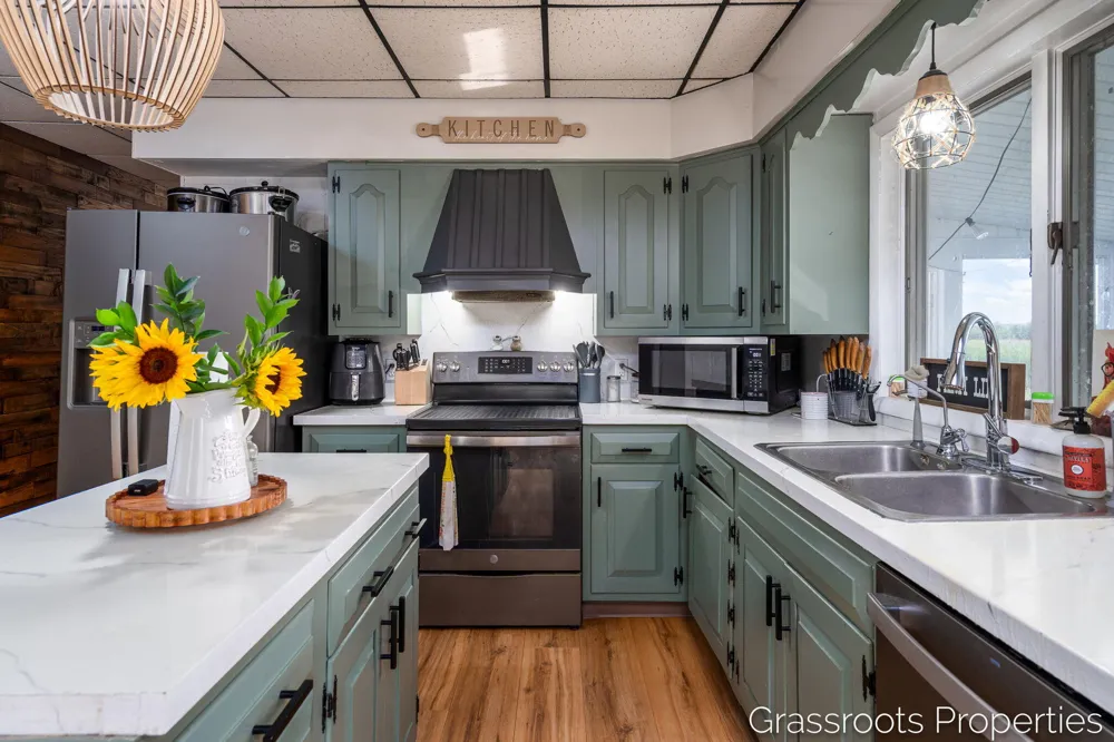6196 W Sidney Road Sidney, MI 48885