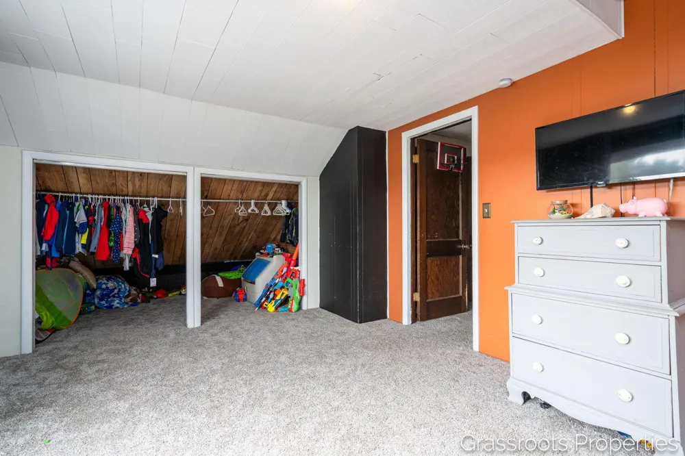 6196 W Sidney Road Sidney, MI 48885