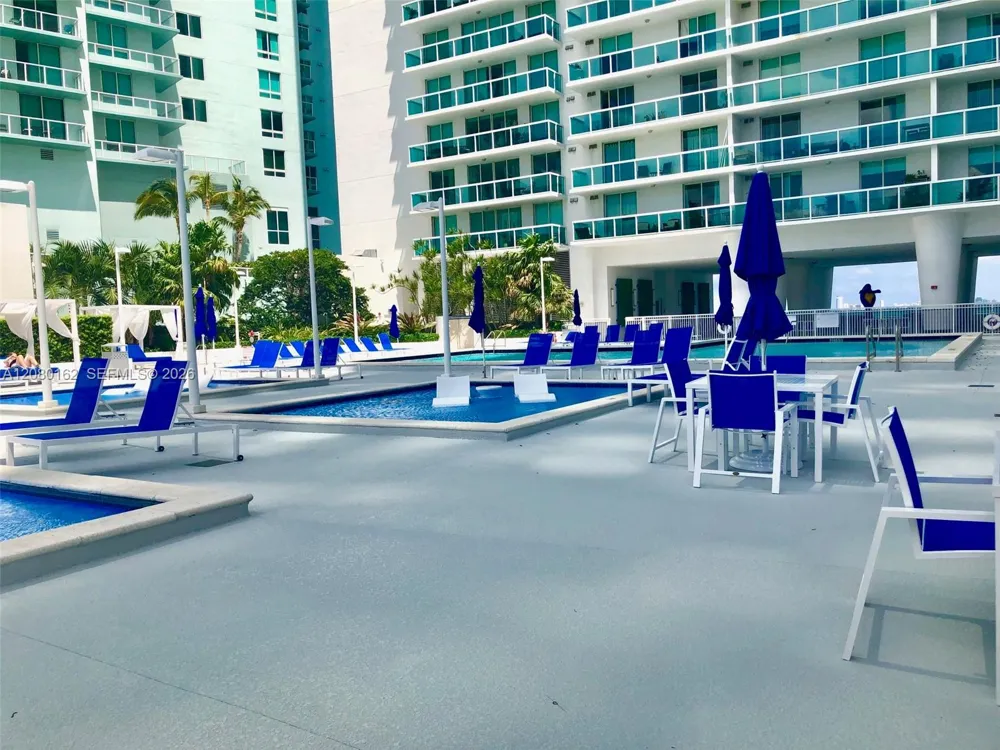 1800 Bayshore Dr #2507 Miami, FL 33132