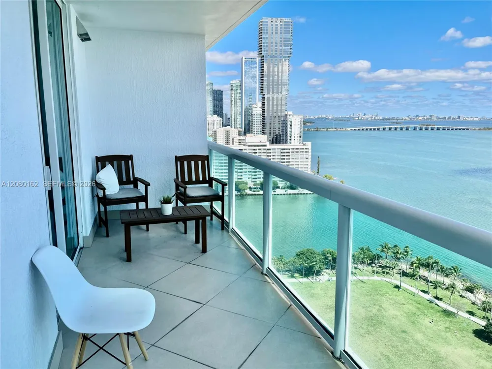 1800 Bayshore Dr #2507 Miami, FL 33132