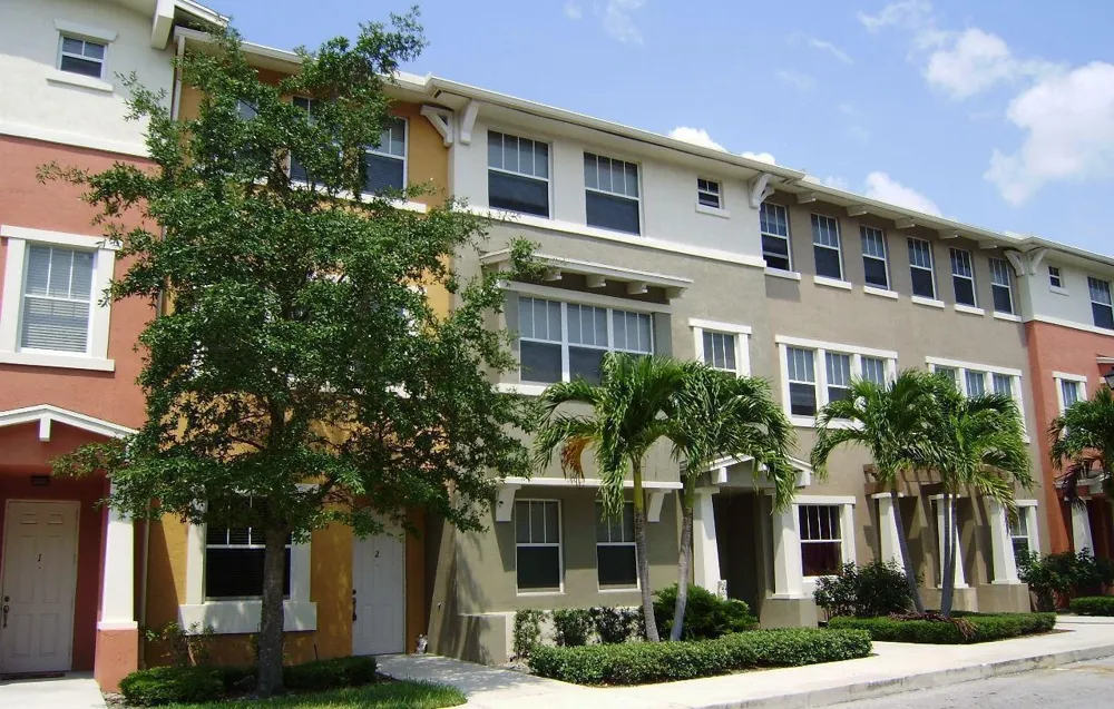 810 Marina Del Ray Lane #2 West Palm Beach, FL 33401