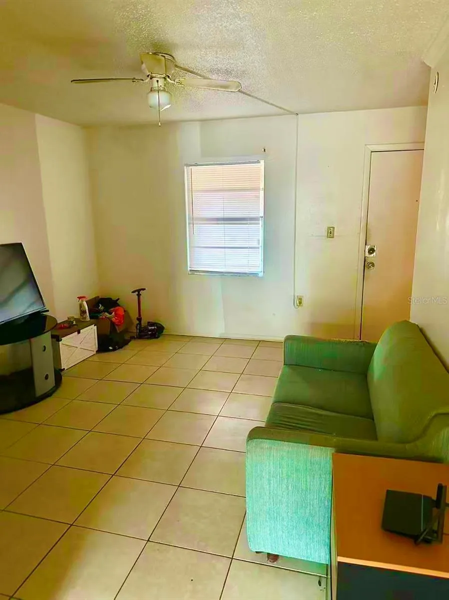 914 SW 8TH AVENUE #42 Gainesville, FL 32601