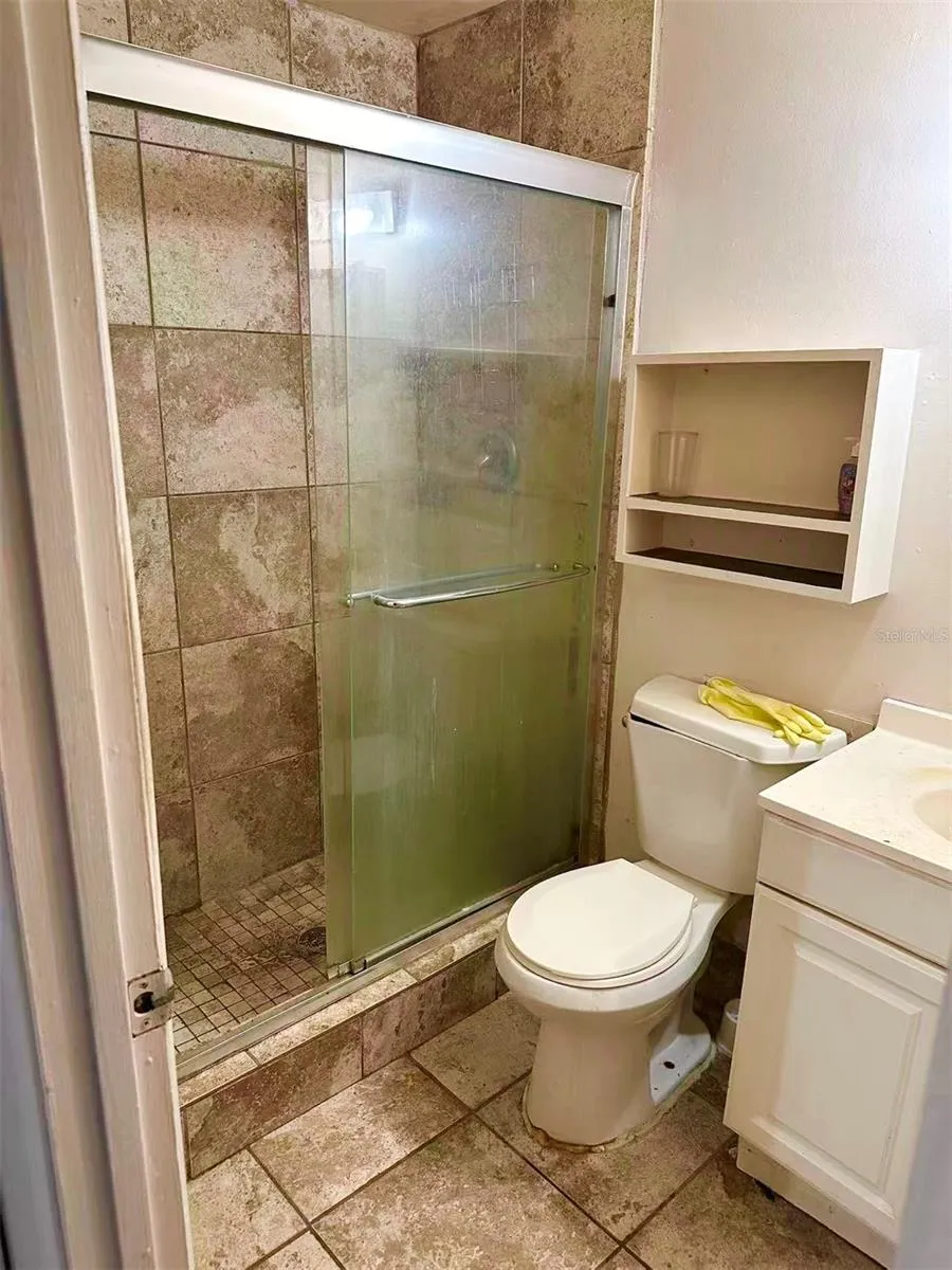 914 SW 8TH AVENUE #42 Gainesville, FL 32601