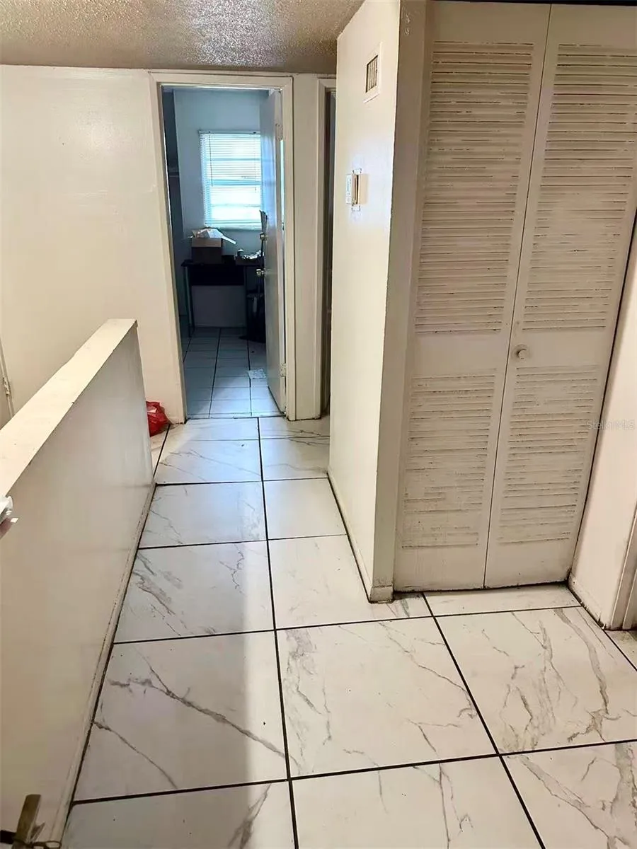 914 SW 8TH AVENUE #42 Gainesville, FL 32601