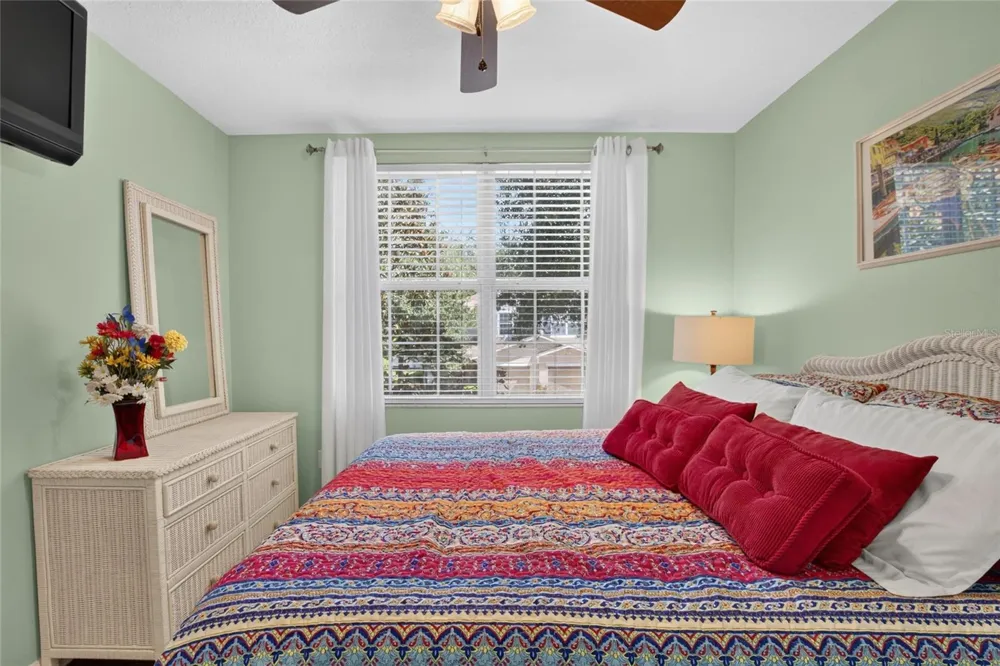 2919 ROYAL TUSCAN LANE Valrico, FL 33594