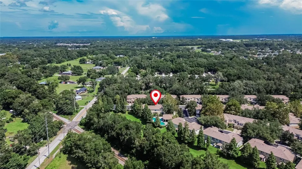2919 ROYAL TUSCAN LANE Valrico, FL 33594