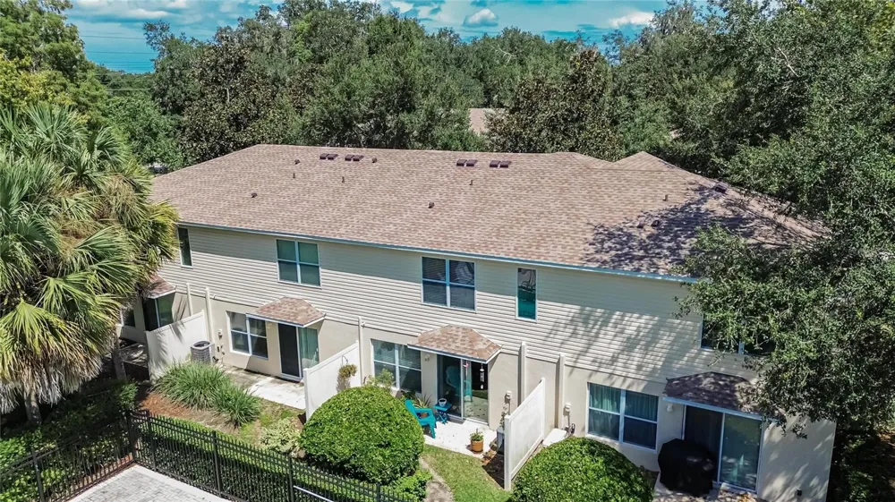 2919 ROYAL TUSCAN LANE Valrico, FL 33594