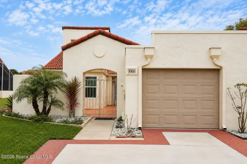 741 Green Valley Lane