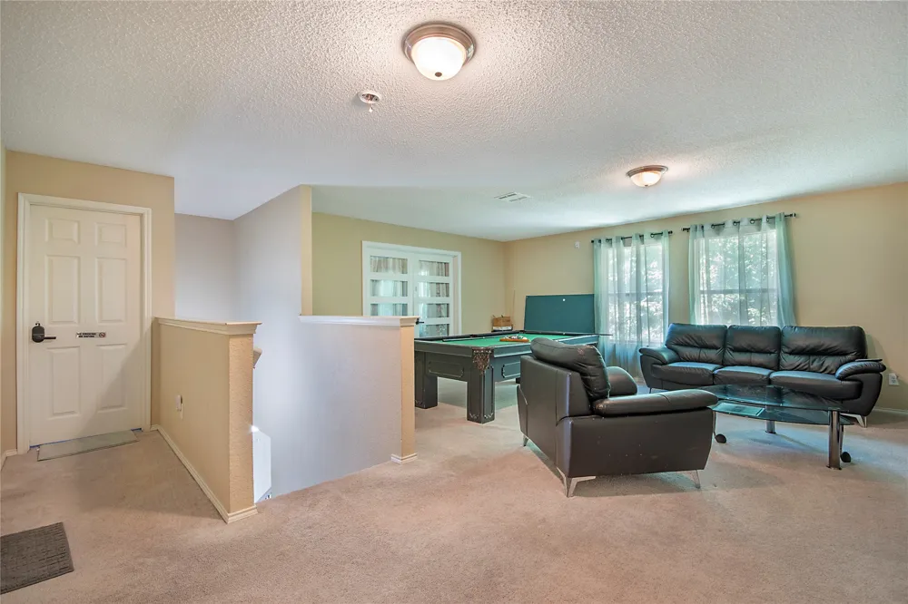 6659 Leaning Oaks Street Dallas, TX 75241