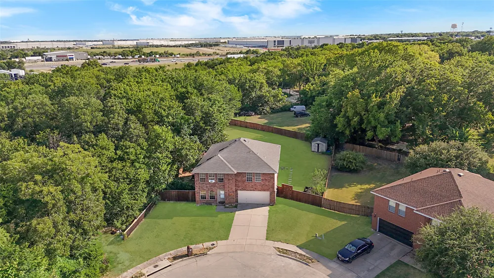 6659 Leaning Oaks Street Dallas, TX 75241
