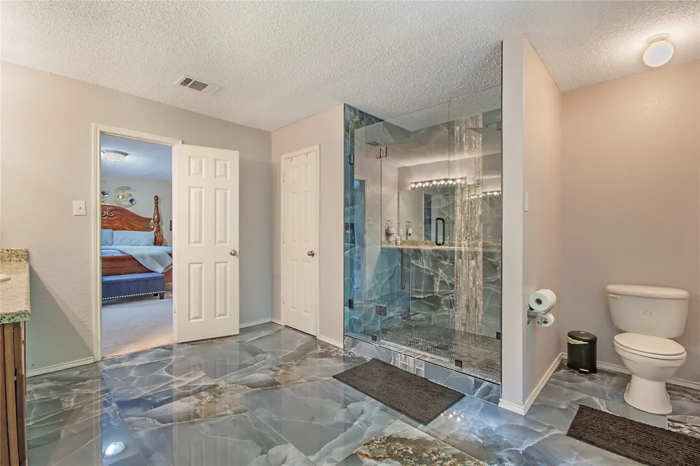 6659 Leaning Oaks Street Dallas, TX 75241