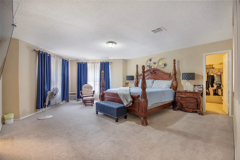 6659 Leaning Oaks Street Dallas, TX 75241