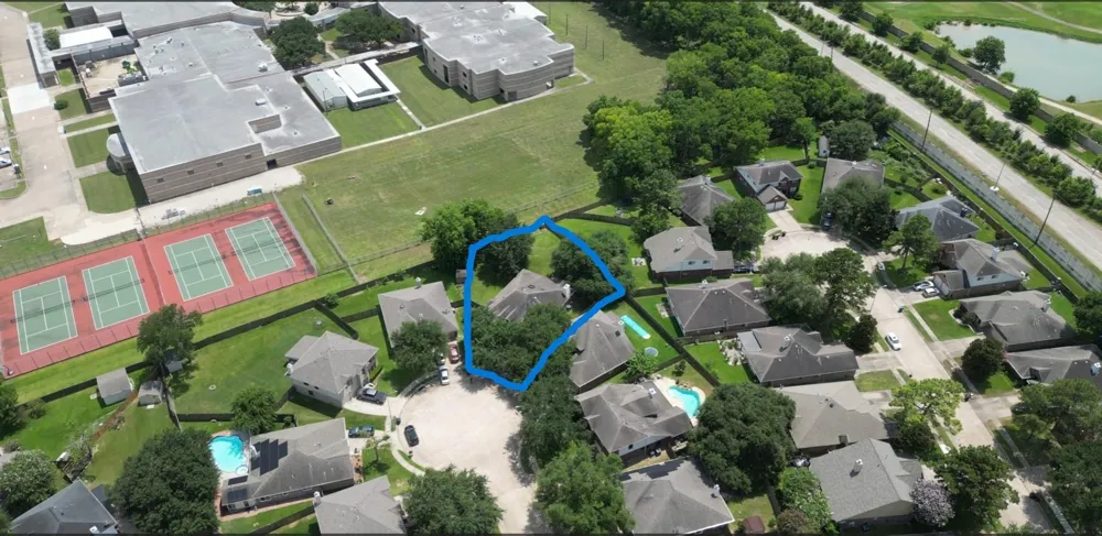 17122 Canterbury Green Court Sugar Land, TX 77498