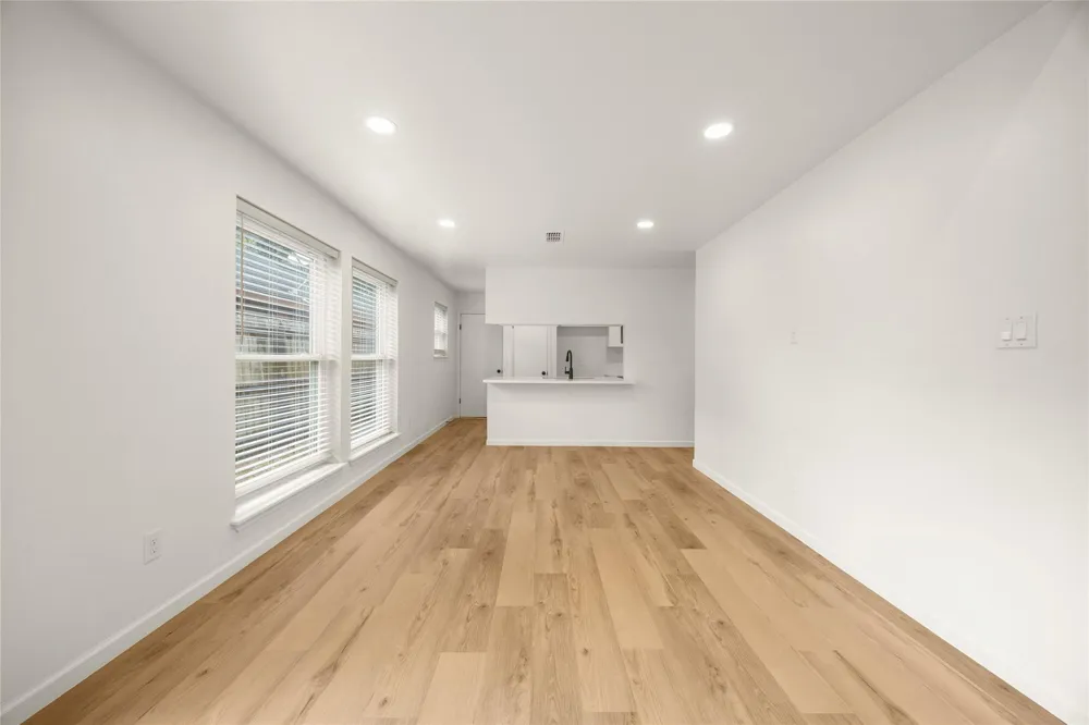 3305 Avenue R Rosenberg, TX 77471