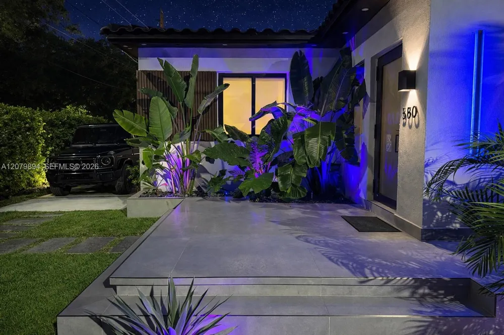 500 NW 43rd St Miami, FL 33127