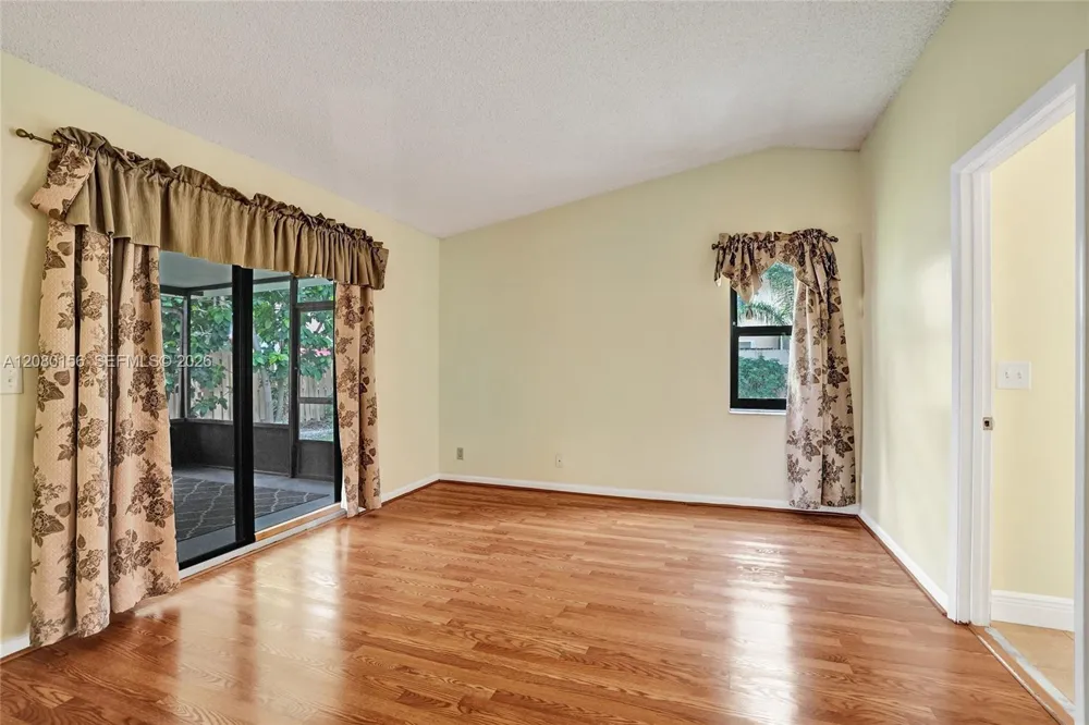 5312 NW 92nd Ave Sunrise, FL 33351