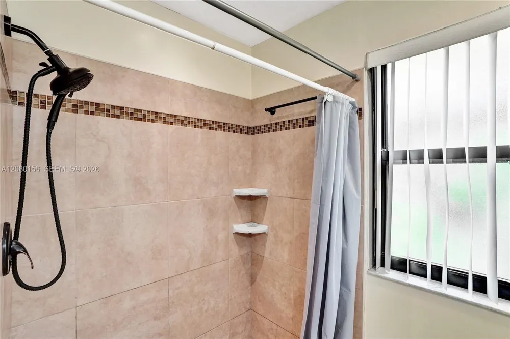 5312 NW 92nd Ave Sunrise, FL 33351